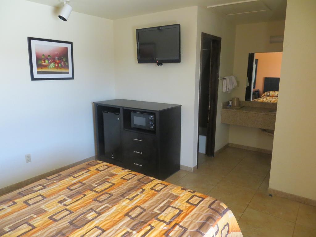 Bayshore Motel La Porte Værelse billede